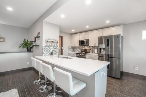 1306 Partridge Ln, Waterloo, IA 50701 photo 12