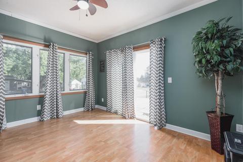 1600 E Mitchell Ave, Waterloo, IA 50702 photo 8