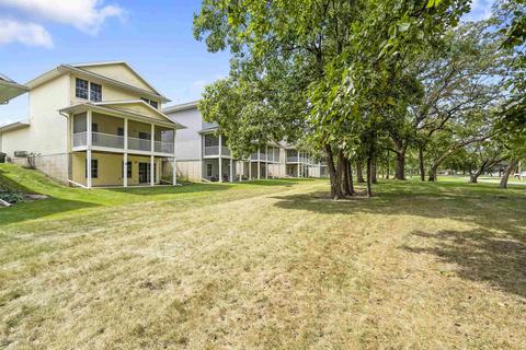 3836 Jay Ln, Waterloo, IA 50701 photo 1