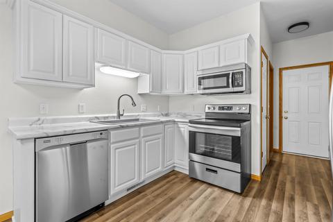 3836 Jay Ln, Waterloo, IA 50701 photo 7