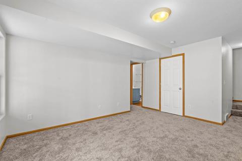 3836 Jay Ln, Waterloo, IA 50701 photo 16
