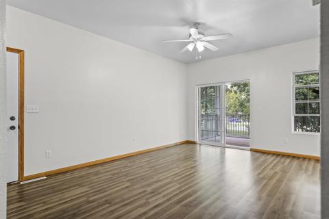 3836 Jay Ln, Waterloo, IA 50701 photo 4