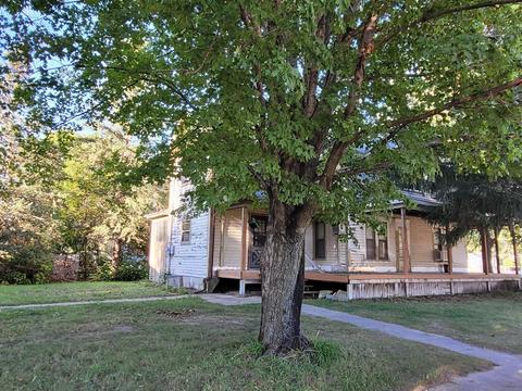 200 N Main St, Hazleton, IA 50641 photo 5