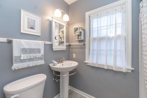 209 Ivanhoe Rd, Waterloo, IA 50701 photo 20