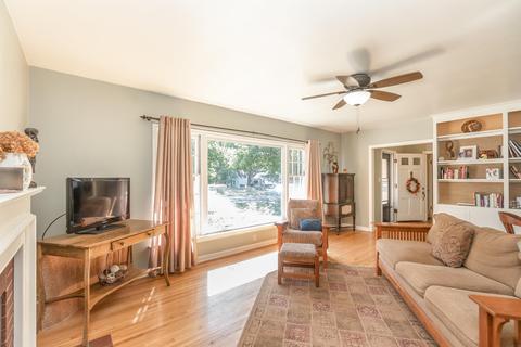 209 Ivanhoe Rd, Waterloo, IA 50701 photo 4