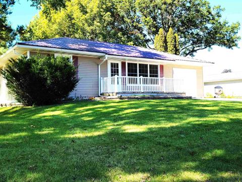 223 Wolf Ave, Readlyn, IA 50668 photo 1