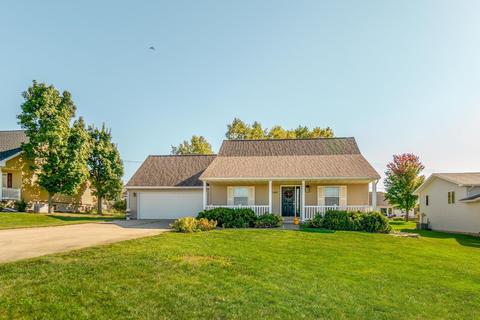 140 7th, Dike, IA 50624 photo 1