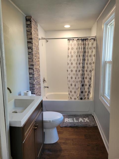 712 E 3rd Ave, Cresco, IA 52136 photo 9