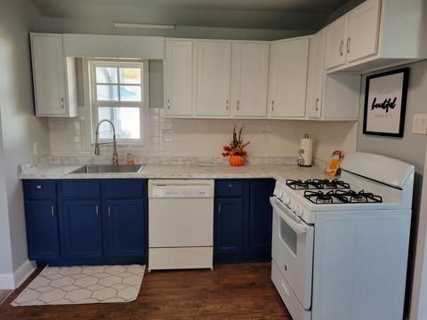 712 E 3rd Ave, Cresco, IA 52136 photo 8