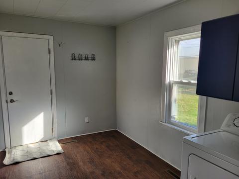 712 E 3rd Ave, Cresco, IA 52136 photo 13