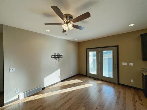 1205 Walnut St, Decorah, IA 52101 photo 11