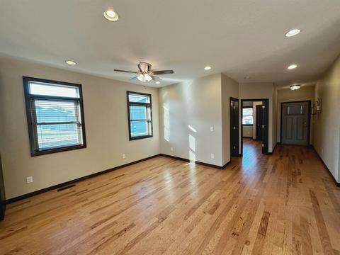 1205 Walnut St, Decorah, IA 52101 photo 9