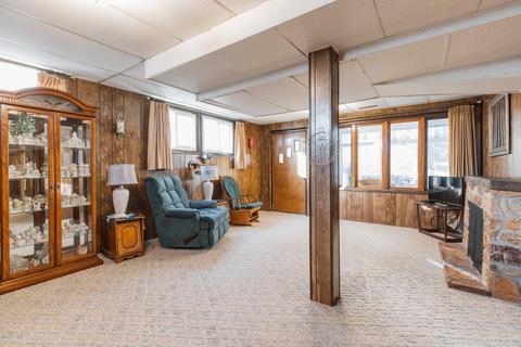 320 S Hackett Rd, Waterloo, IA 50701 photo 19