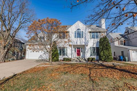 103 Ivanhoe Rd, Waterloo, IA 50701 photo 1