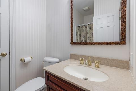 103 Ivanhoe Rd, Waterloo, IA 50701 photo 14