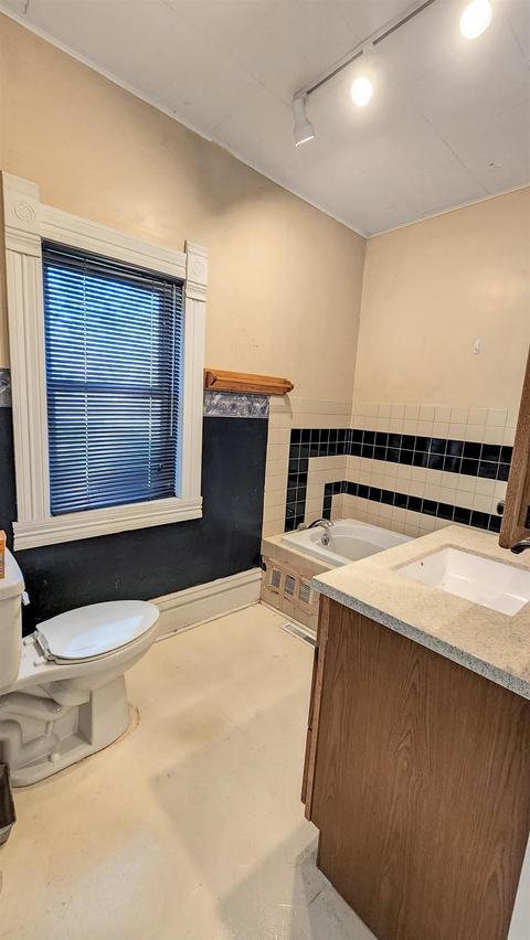 33686 Vail Ave, Cedar Falls, IA 50613 photo 8