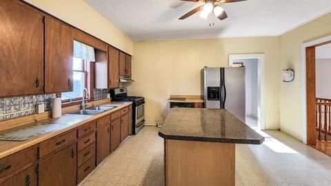 33686 Vail Ave, Cedar Falls, IA 50613 photo 4