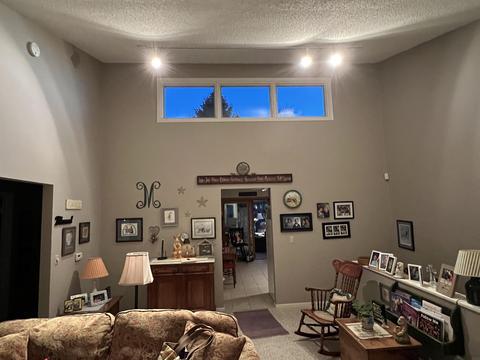 835 Olympic Dr, Waterloo, IA 50701 photo 5