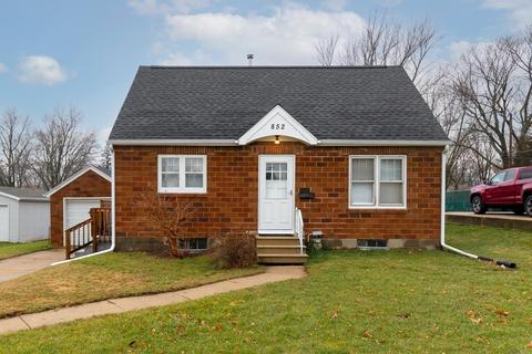 852 Maxwell St, Waterloo, IA 50701 photo 1