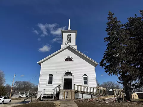 223 W Washington St, Shell Rock, IA 50670