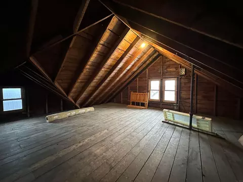 119 E 3rd Ave, Cresco, IA 52136 photo 19