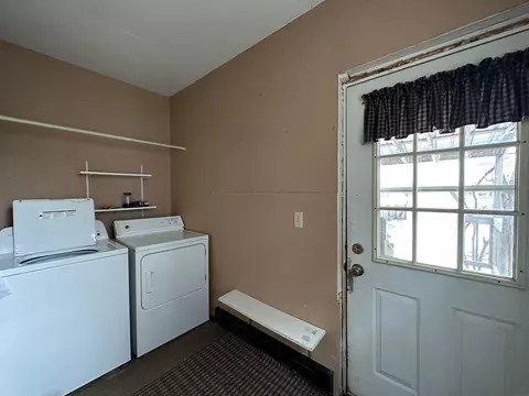 119 E 3rd Ave, Cresco, IA 52136 photo 20
