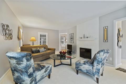 157 Pershing Rd, Waterloo, IA 50701 photo 5