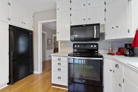 157 Pershing Rd, Waterloo, IA 50701 photo 11