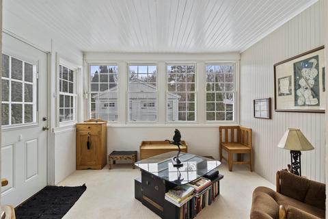 157 Pershing Rd, Waterloo, IA 50701 photo 6