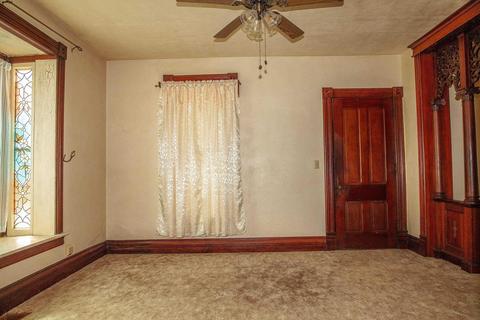 714 Central Ave E, Hampton, IA 50441 photo 5