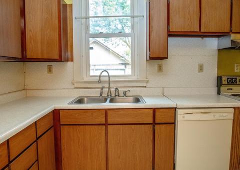 714 Central Ave E, Hampton, IA 50441 photo 17