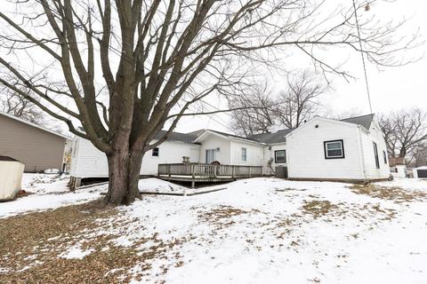 2012 State St, Cedar Falls, IA 50613 photo 2
