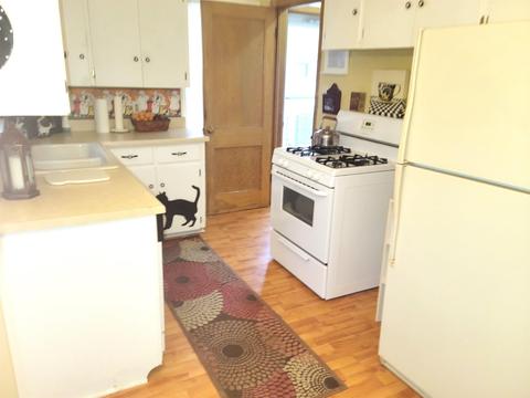 1120 E Mitchell Ave, Waterloo, IA 50702 photo 6