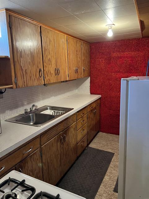 102 Riverview Dr, Decorah, IA 52101 photo 24