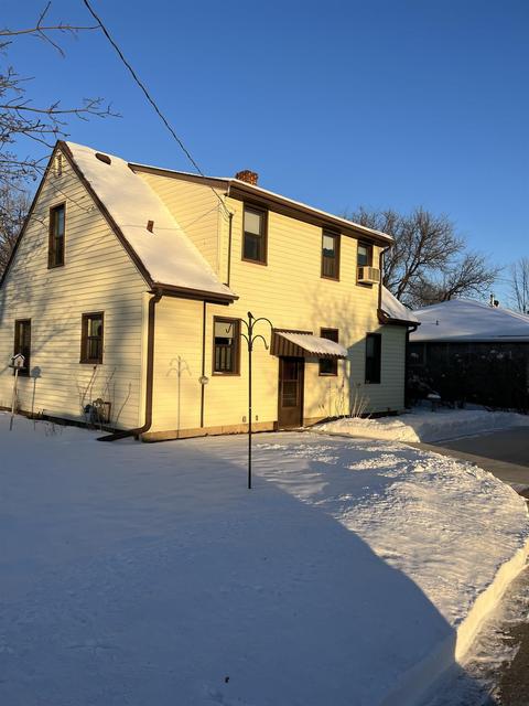 102 Riverview Dr, Decorah, IA 52101 photo 3
