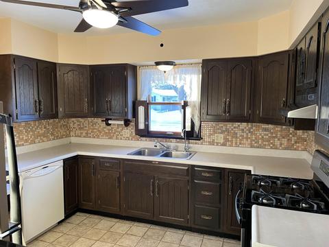 102 Riverview Dr, Decorah, IA 52101 photo 6