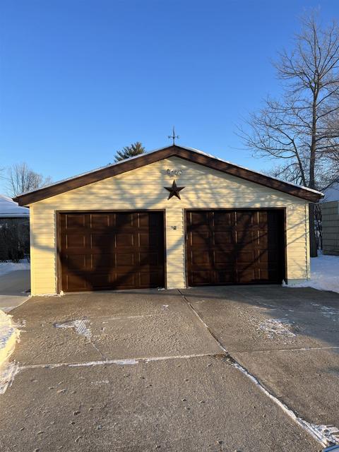 102 Riverview Dr, Decorah, IA 52101 photo 4