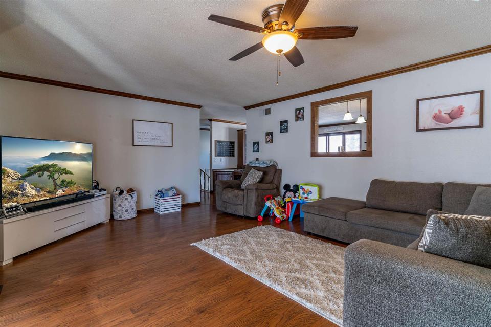  911 Mill St, Traer, IA 50675 photo 7
