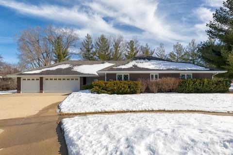 1832 Epping Pl, Waterloo, IA 50701 photo 1