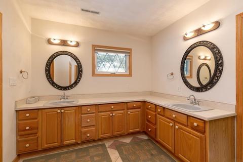 1832 Epping Pl, Waterloo, IA 50701 photo 15