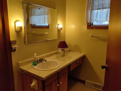 108 Riverview Dr, Decorah, IA 52101 photo 9