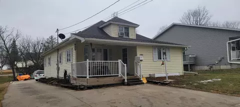 217 Linden St, West Union, IA 52175