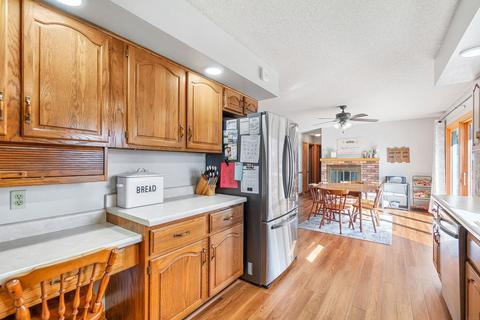 743 Circle Dr, Conrad, IA 50621 photo 6