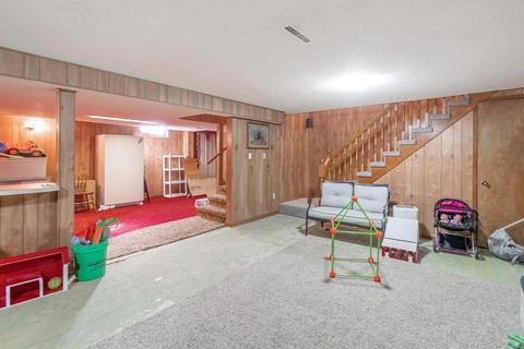 743 Circle Dr, Conrad, IA 50621 photo 18