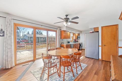 743 Circle Dr, Conrad, IA 50621 photo 3