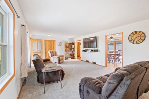743 Circle Dr, Conrad, IA 50621 photo 10