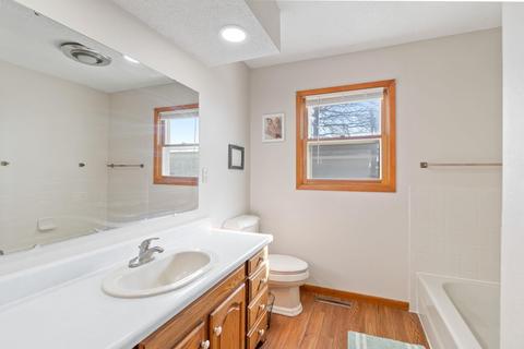 743 Circle Dr, Conrad, IA 50621 photo 17
