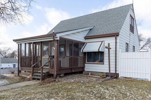 1433 E Mitchell Ave, Waterloo, IA 50702 photo 1