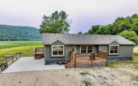 2366 Iverson Bridge Rd, Dorchester, IA 52140