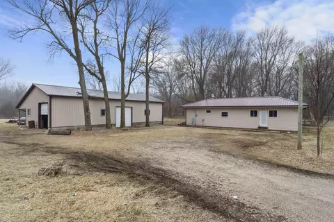 12644 Wellman Rd, La Porte City, IA 50651